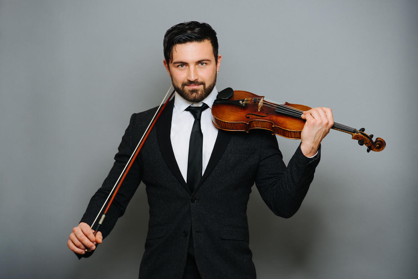 Electric violinist Alexandr Kislitsyn – Luxury private event and corporate performer in Philadelphia